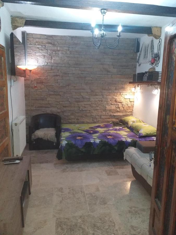 דירות מנגליה Casa Mola מראה חיצוני תמונה