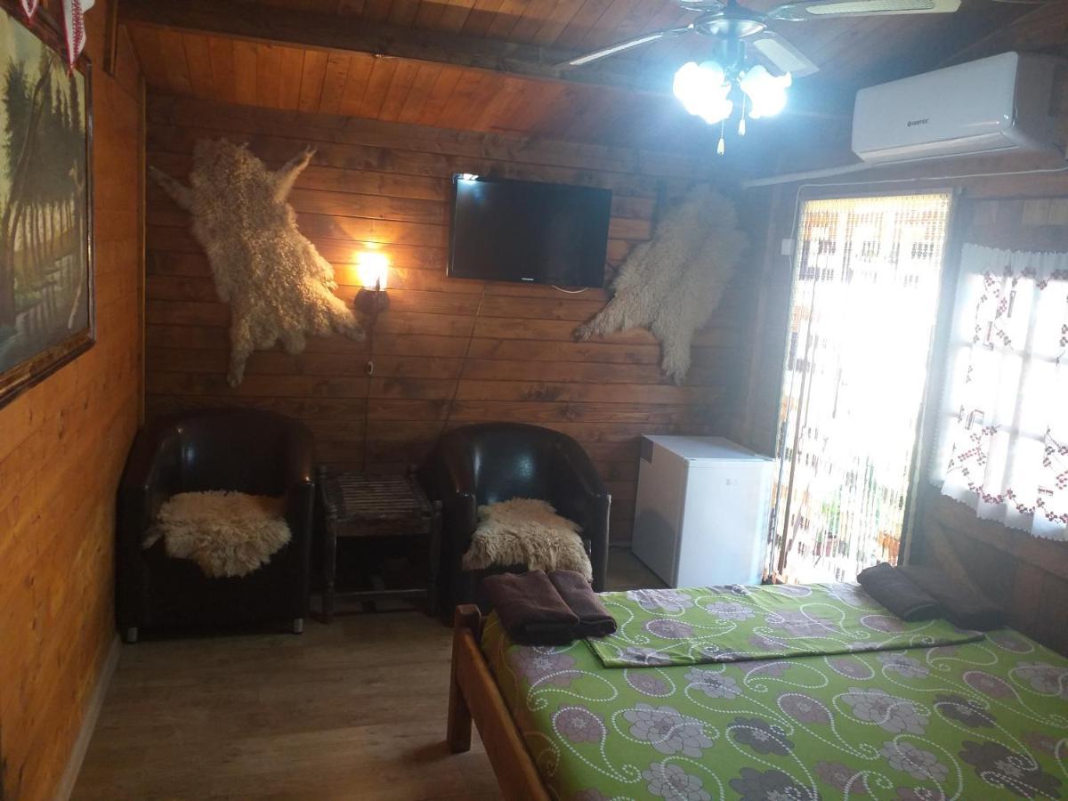 דירות מנגליה Casa Mola מראה חיצוני תמונה