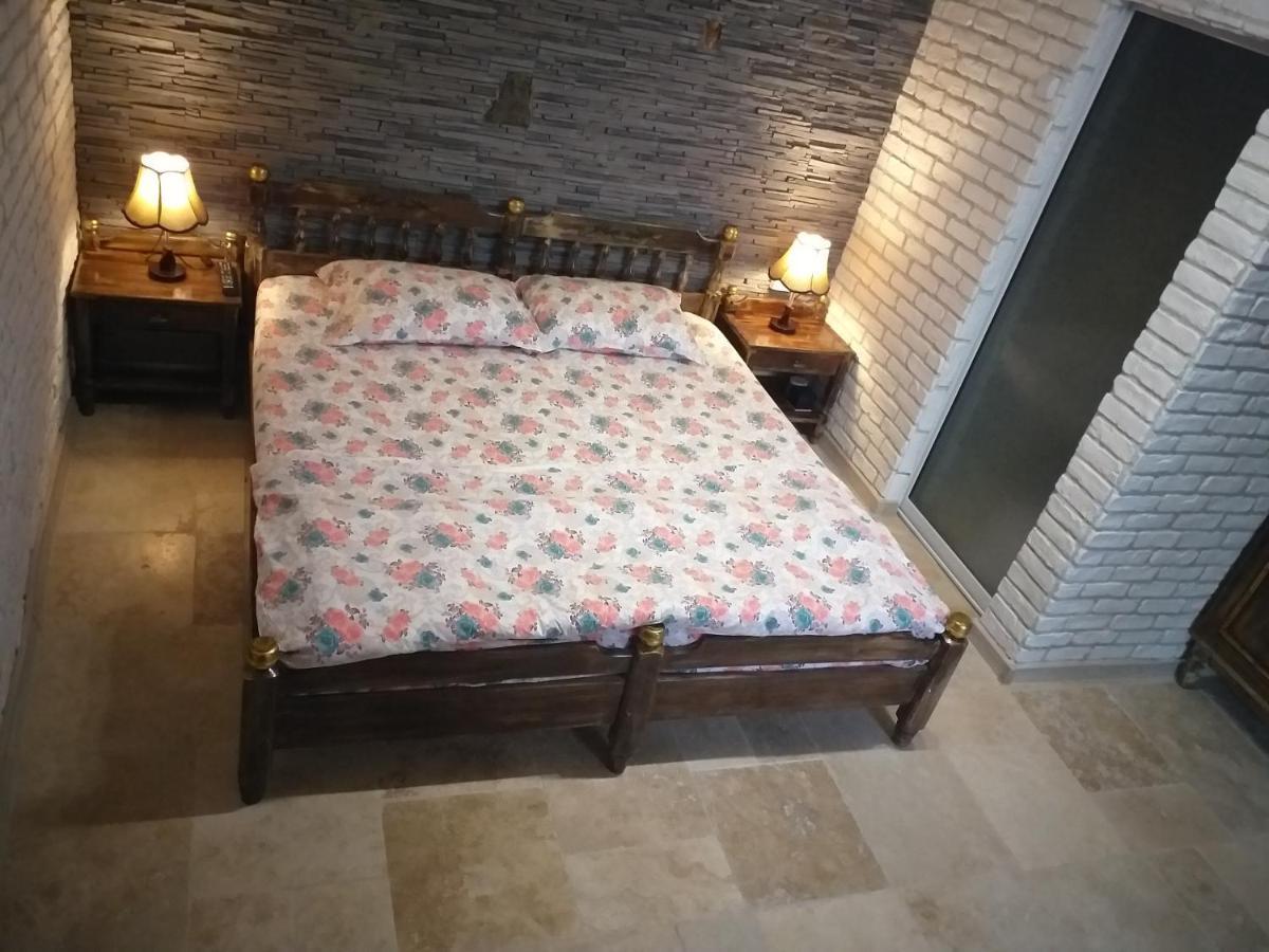 דירות מנגליה Casa Mola מראה חיצוני תמונה
